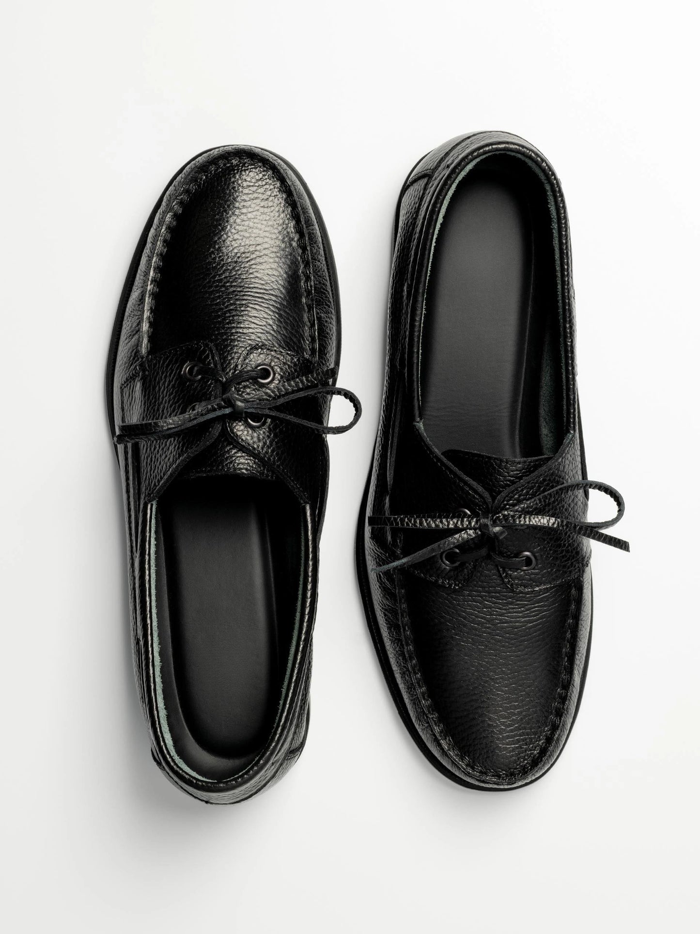 The Boat Shoe - Black Grain